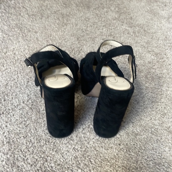 Black High Heels 👠 - Picture 5 of 7